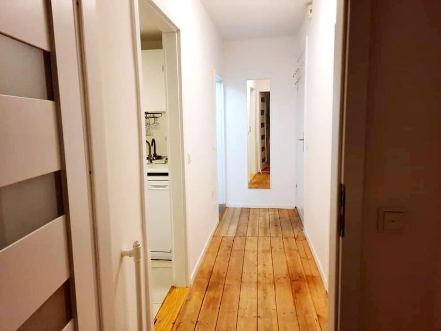 Apartment With Parking In Berlin 11 Buitenkant foto